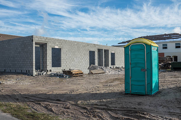 Best Portable toilet rental cost  in Norton Shores, MI